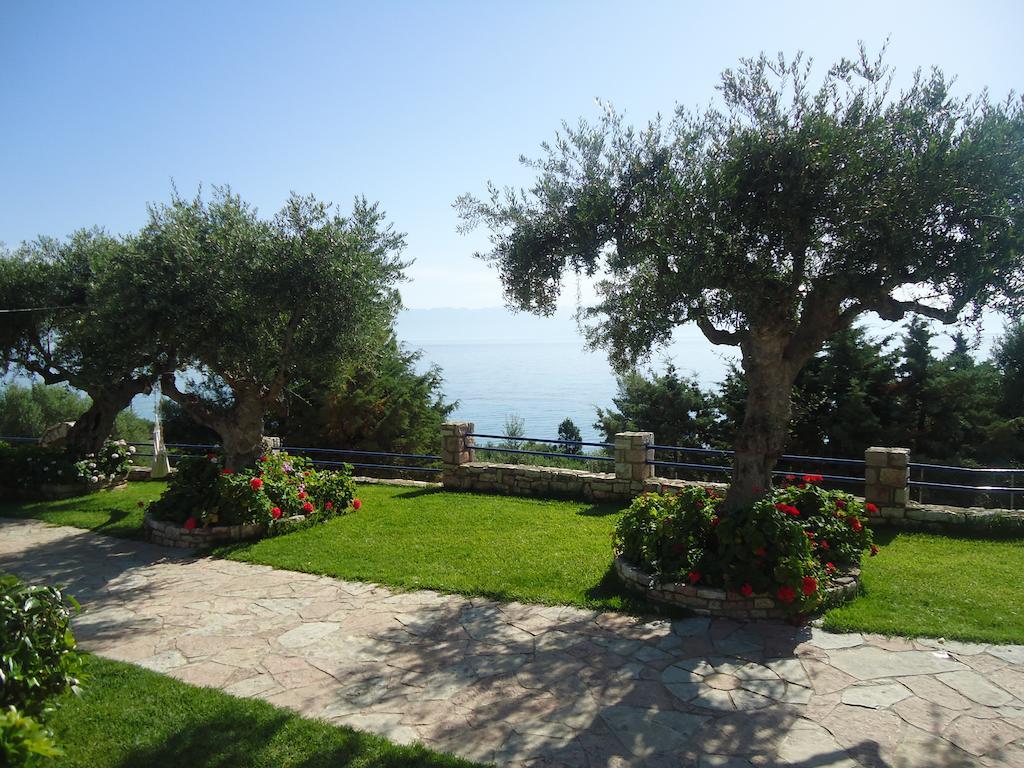Villa Tasos Koutsoubos Koroni  Exterior photo
