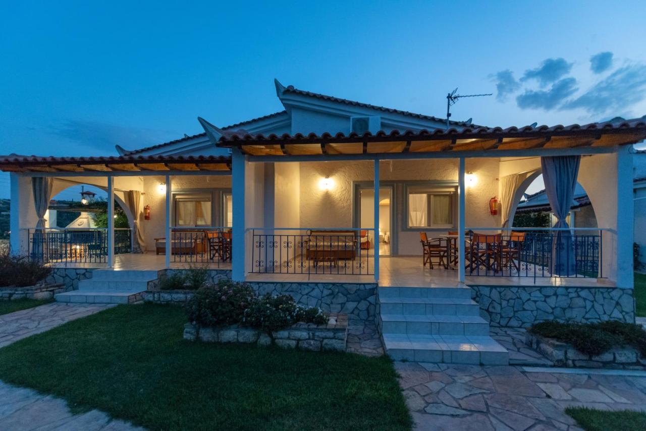 Villa Tasos Koutsoubos Koroni  Exterior photo
